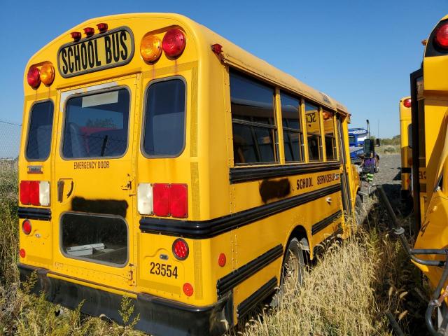 Chevrolet Express Image 3