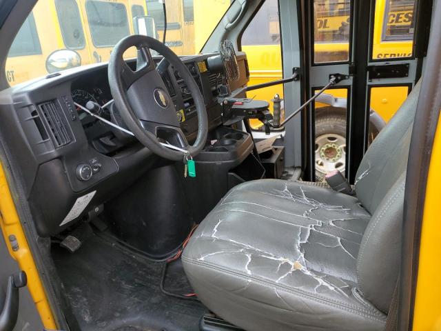 Chevrolet Express Image 10