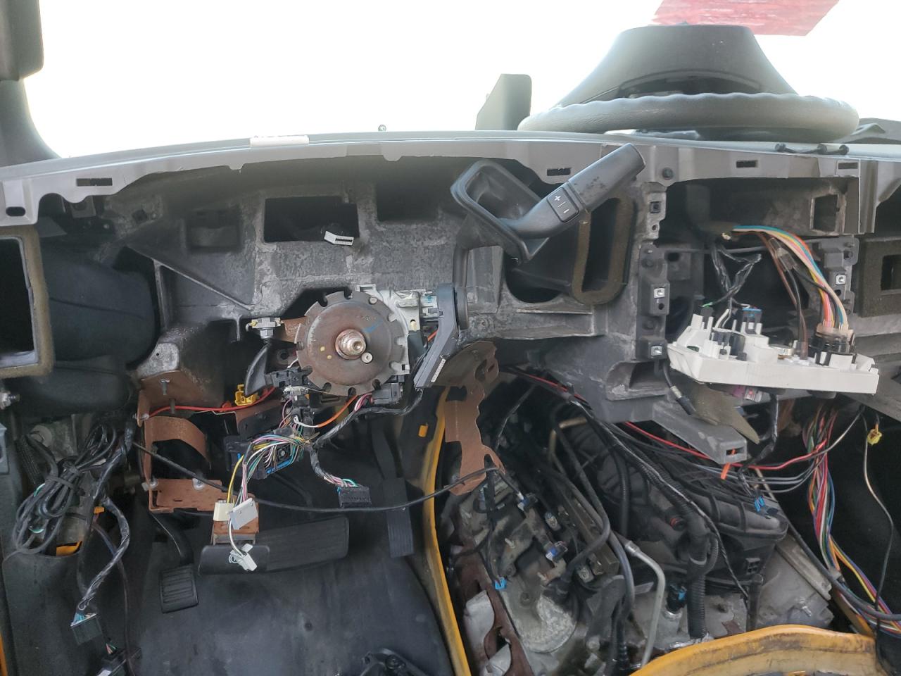 Chevrolet Express Image 8