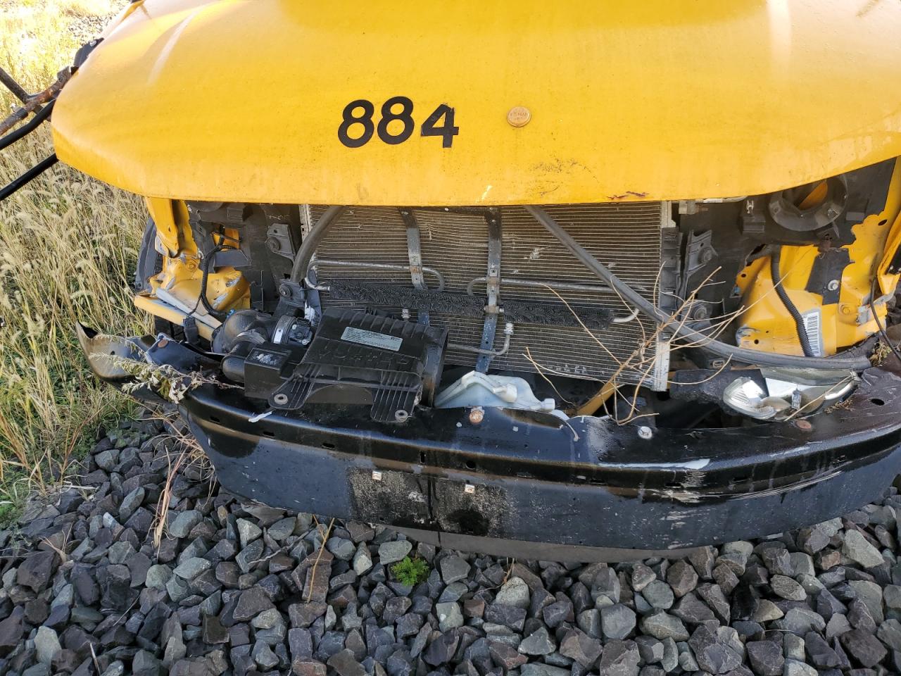 Chevrolet Express Image 3