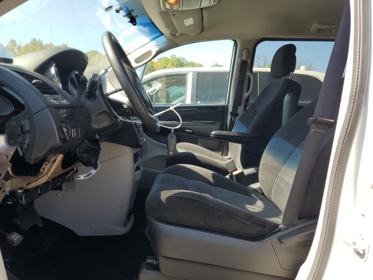 Dodge Caravan Se Image 12