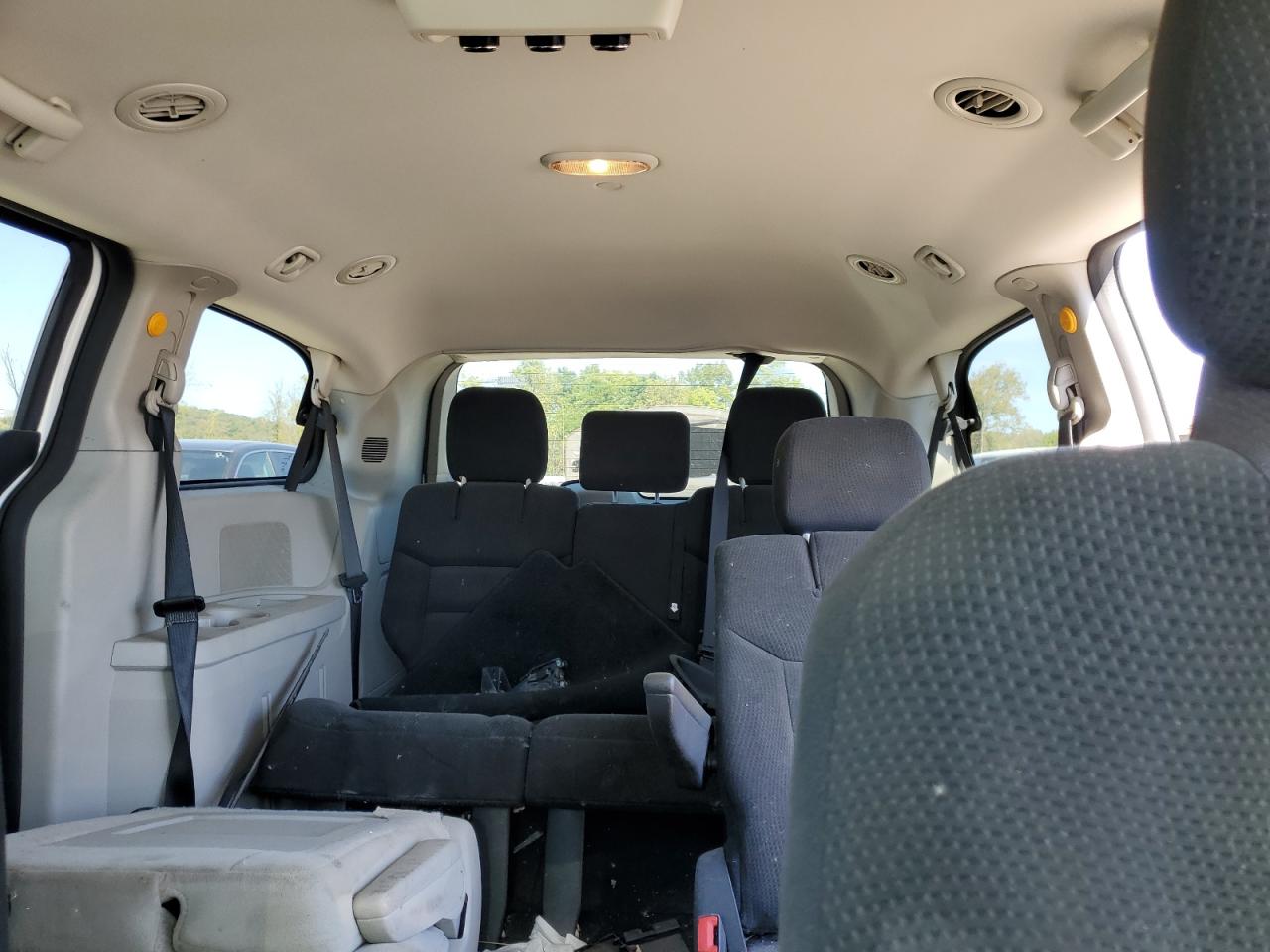 Dodge Caravan Se Image 9