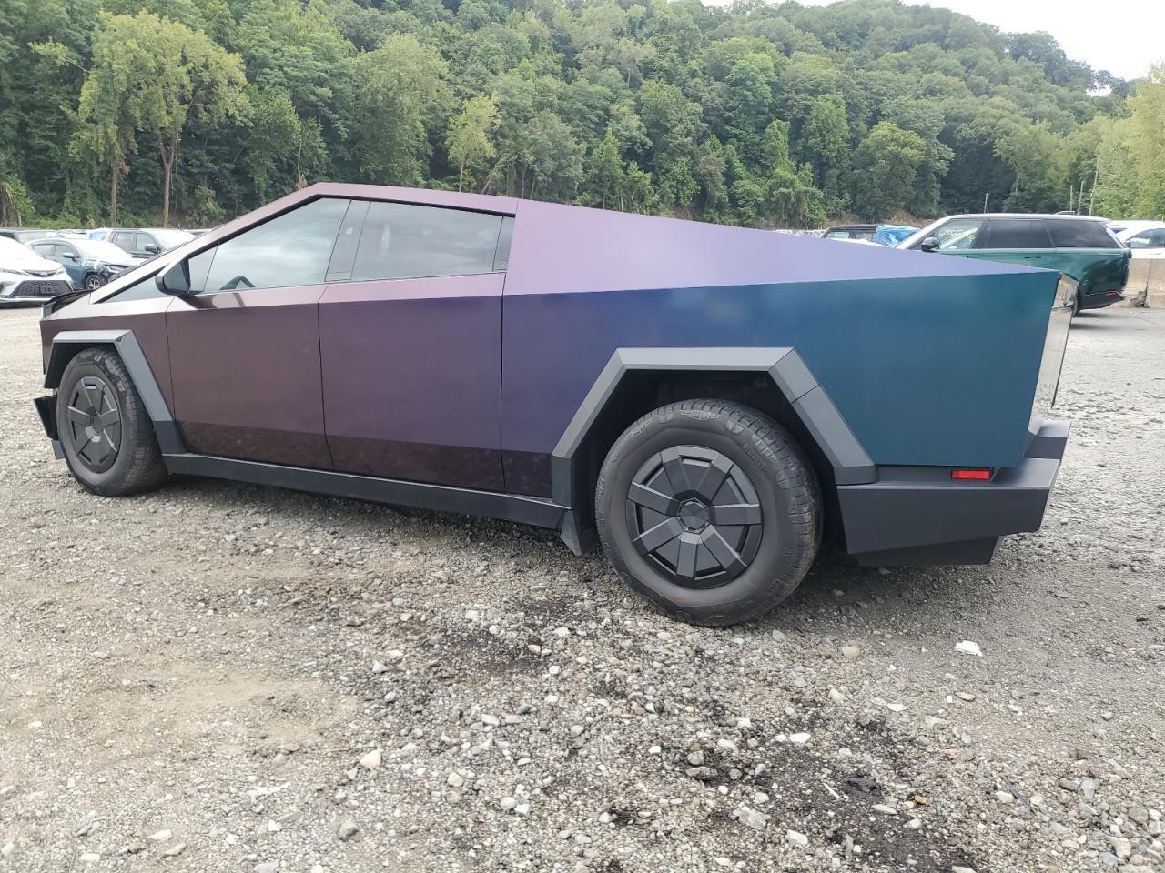 Tesla Cybertruck Image 12