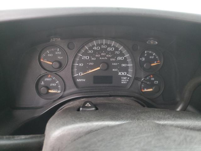 Chevrolet Express Image 2