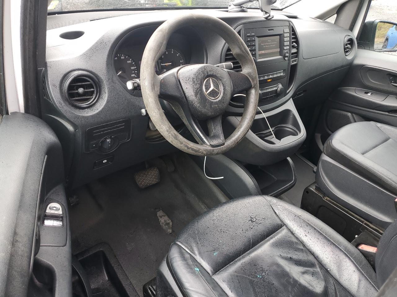 Mercedes-Benz Metris Image 7