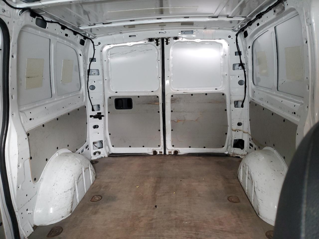 Mercedes-Benz Metris Image 10