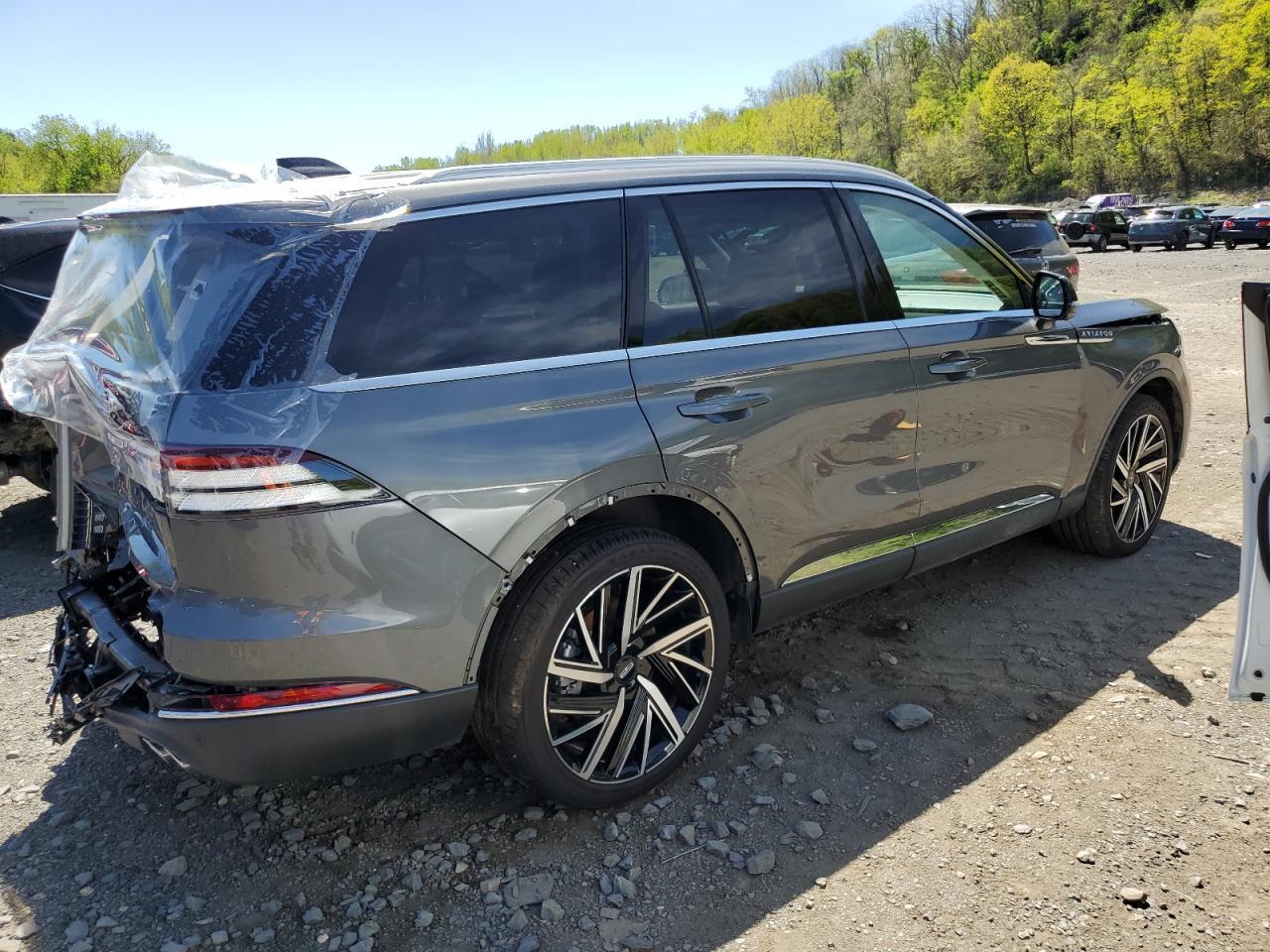 Lincoln Aviator Reserve Image 6
