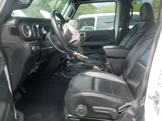 Jeep Wrangler Sahara Image 7