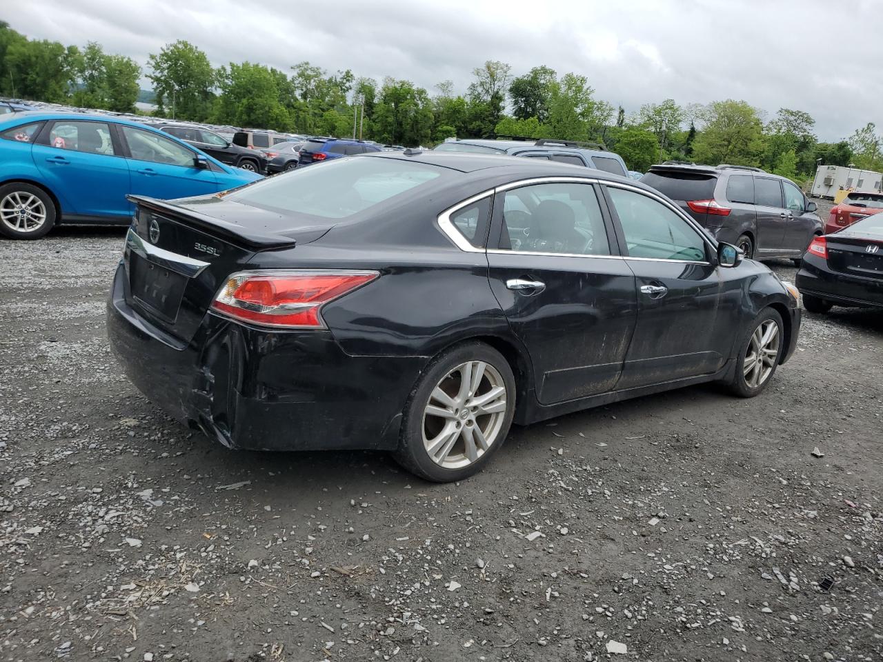 Nissan Altima 3.5s Image 3