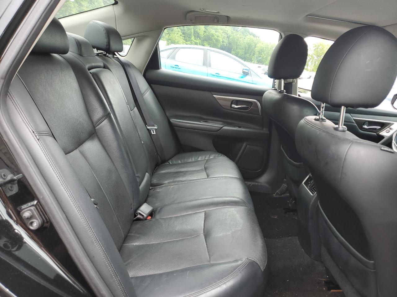 Nissan Altima 3.5s Image 9