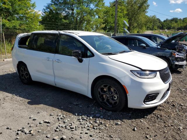 Chrysler Pacifica Hybrid Select Image 9