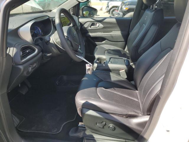 Chrysler Pacifica Hybrid Select Image 4