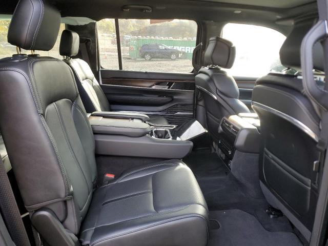 Jeep Grand Wagoneer L Series I Image 12