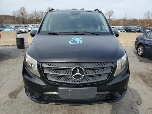 Mercedes-Benz Metris Image 4