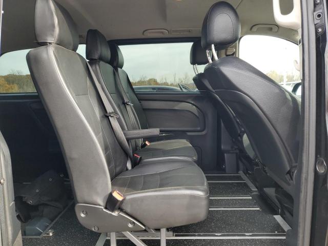 Mercedes-Benz Metris Image 12