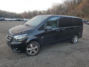  Salvage Mercedes-Benz Metris
