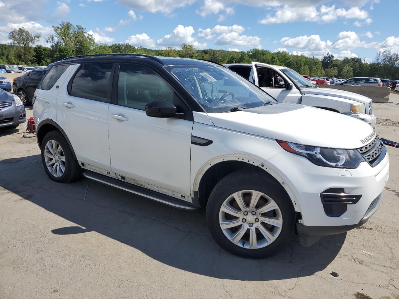 Land Rover Discovery Se Image 10