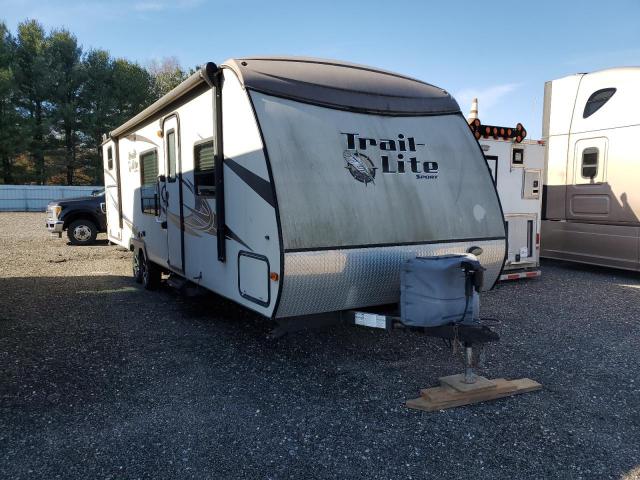  Salvage R-Vision Trail-spor