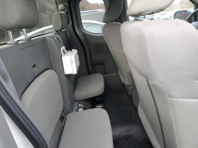 Nissan Frontier S Image 12