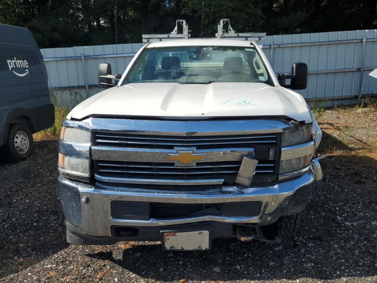 Chevrolet Silverado K2500 Heavy Duty Image 11