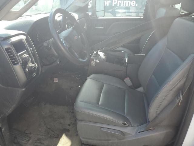 Chevrolet Silverado K2500 Heavy Duty Image 3