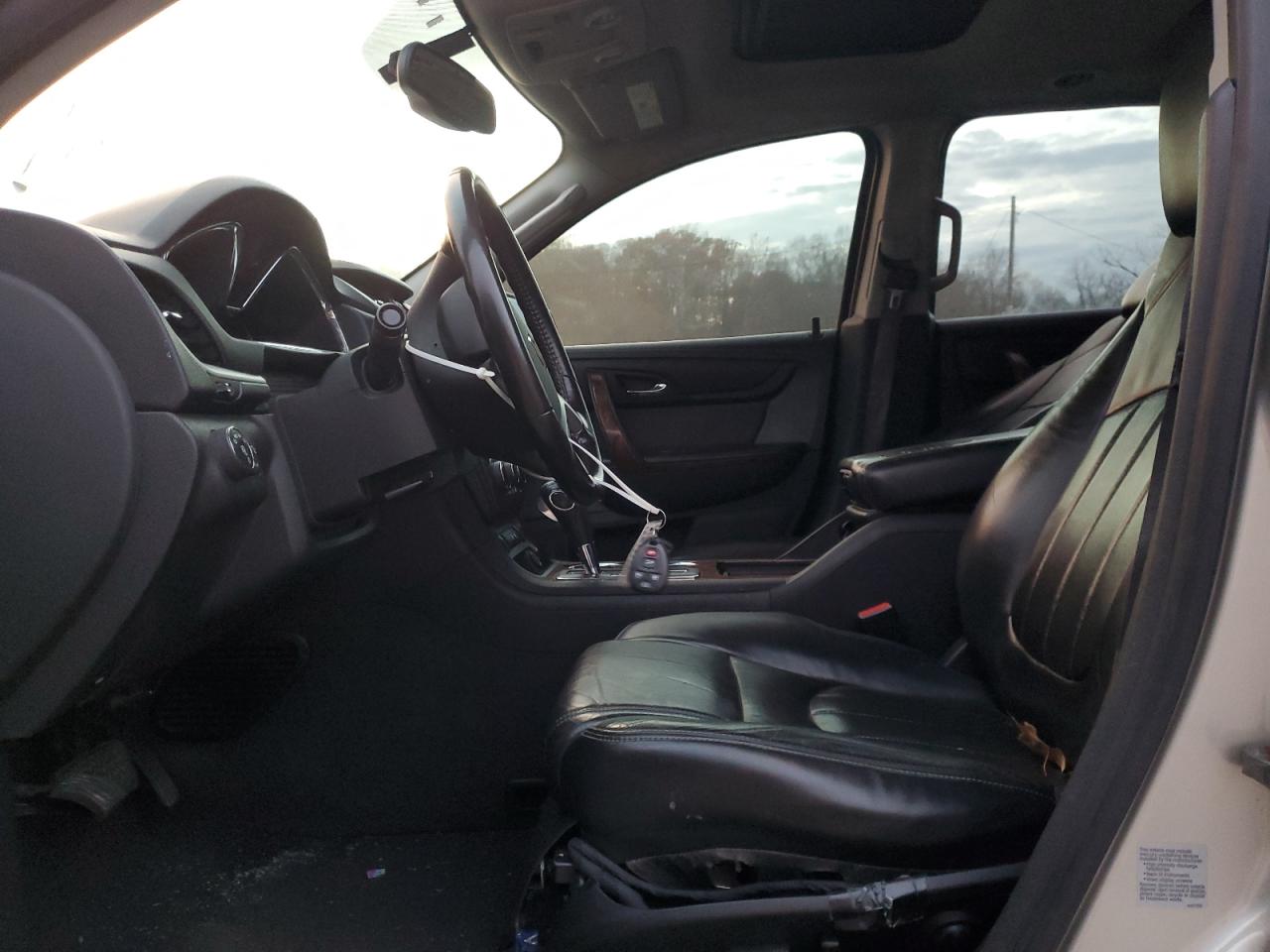 Chevrolet Traverse Ltz Image 8