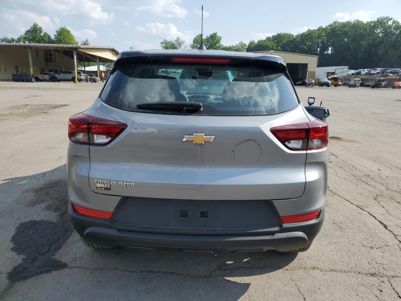 Chevrolet Trailblazer Ls Image 7