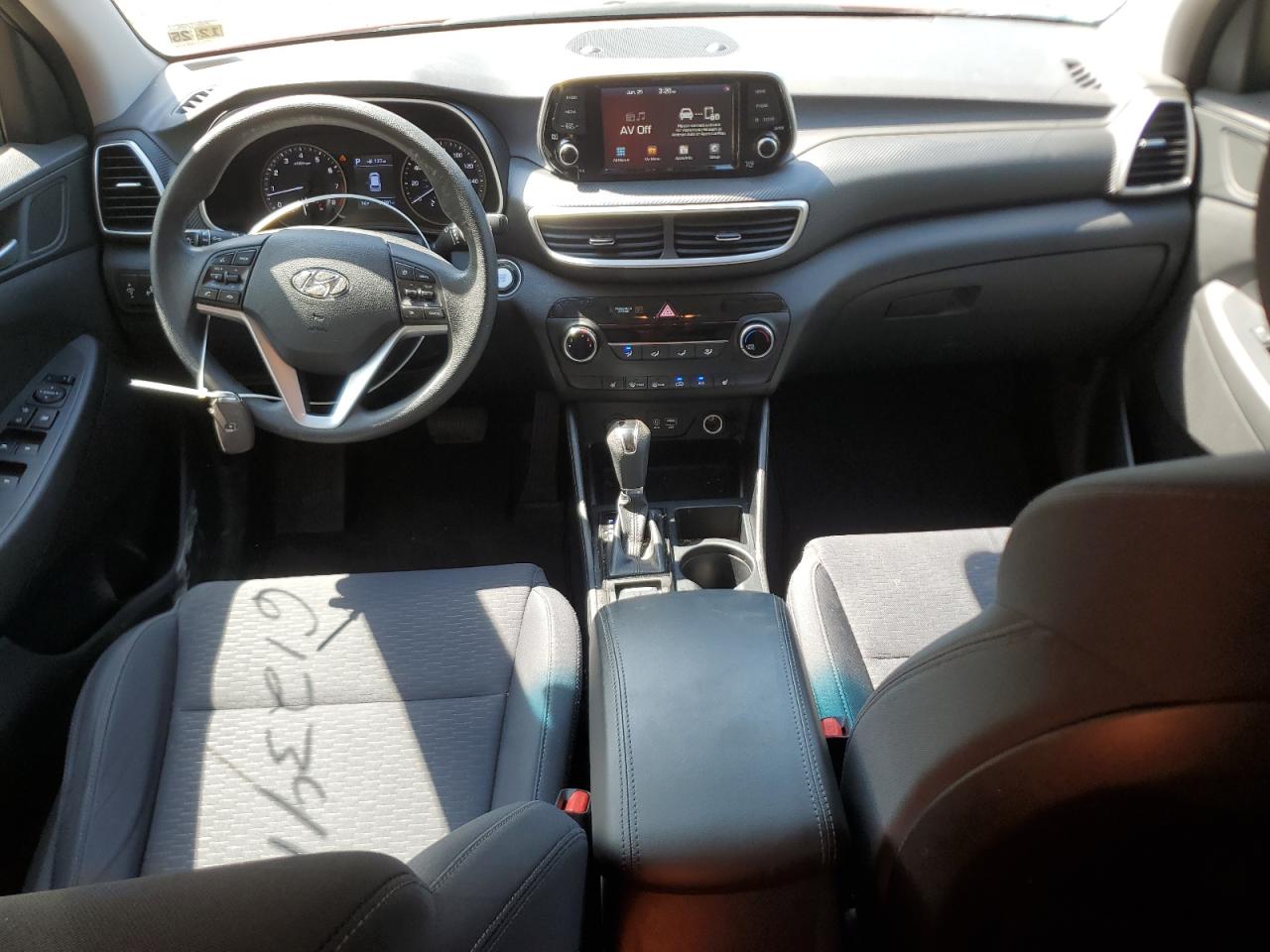 Hyundai TUCSON Limited Image 9