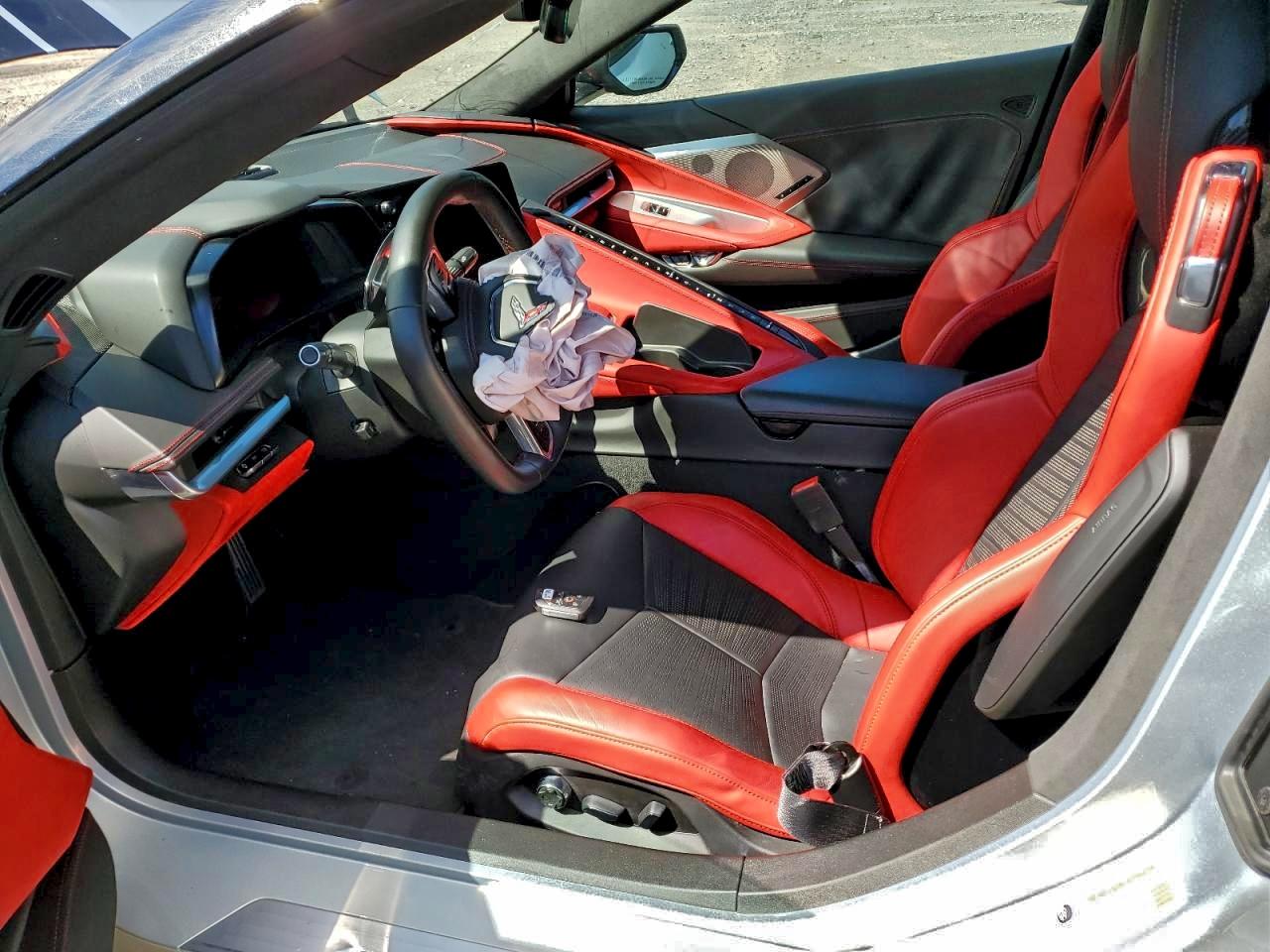 Chevrolet Corvette Stingray 3lt Image 3