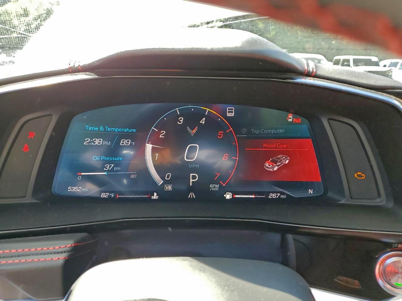 Chevrolet Corvette Stingray 3lt Image 2