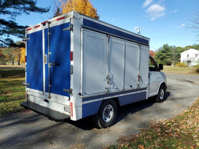 GMC Savana Cutaway G3500 Image 3