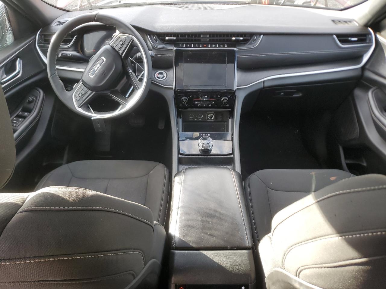 Jeep Grand Cherokee L Laredo Image 13