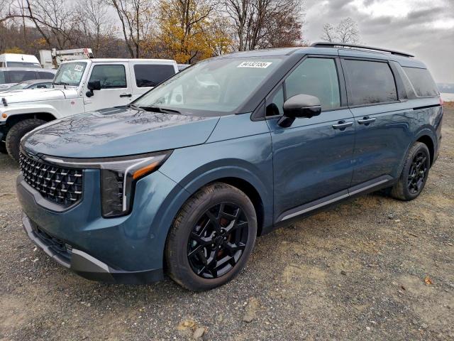  Salvage Kia Carnival