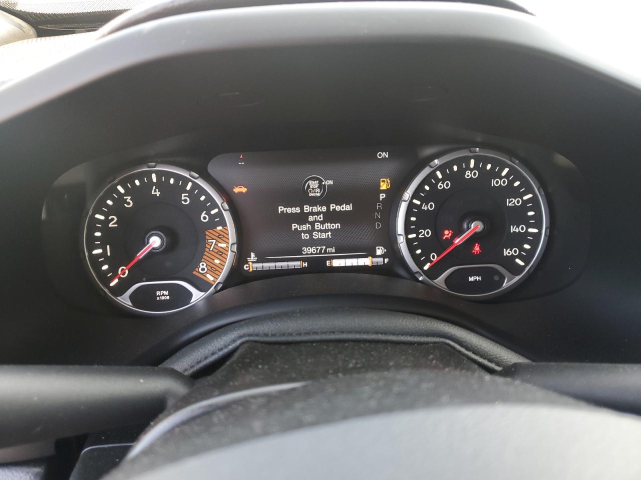 Jeep Renegade Latitude Image 6