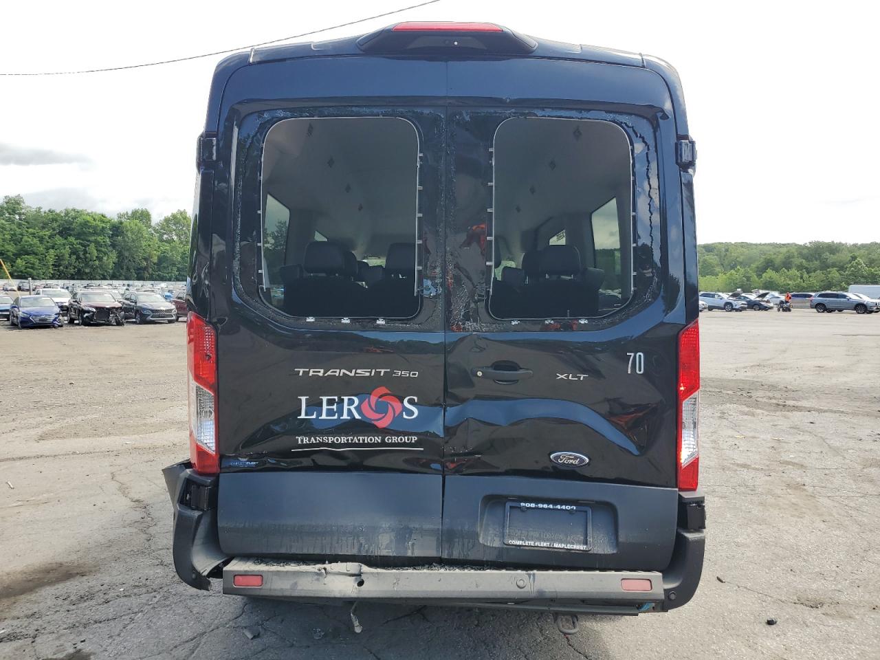 Ford Transit T-350 Image 2