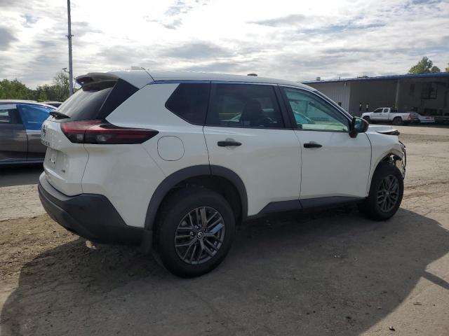 Nissan Rogue S Image 2