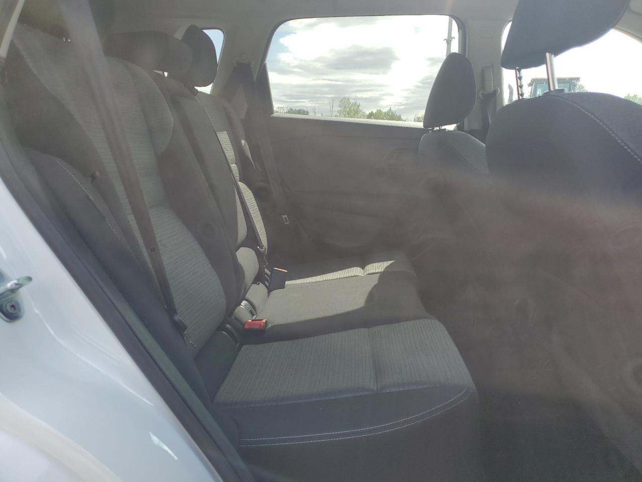 Nissan Rogue S Image 14