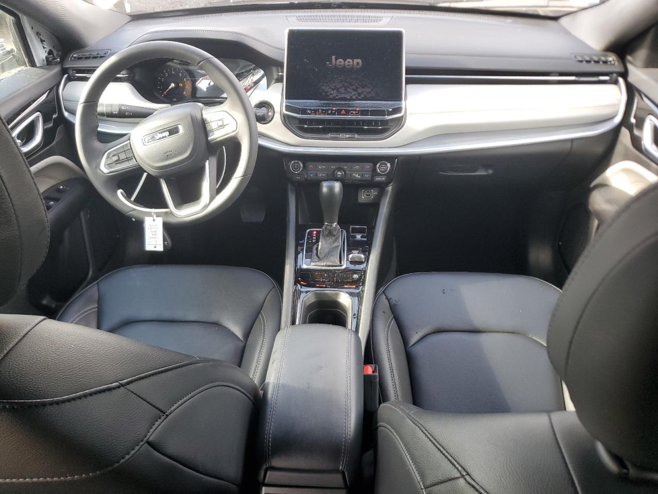 Jeep Compass Limited Image 8