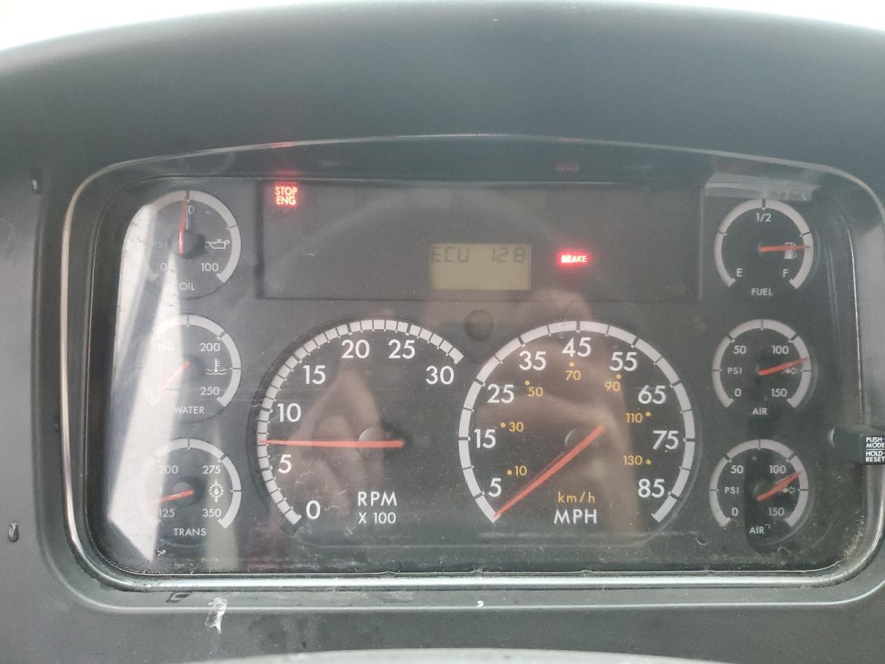 Freightliner Saf-t-line B2b Image 7