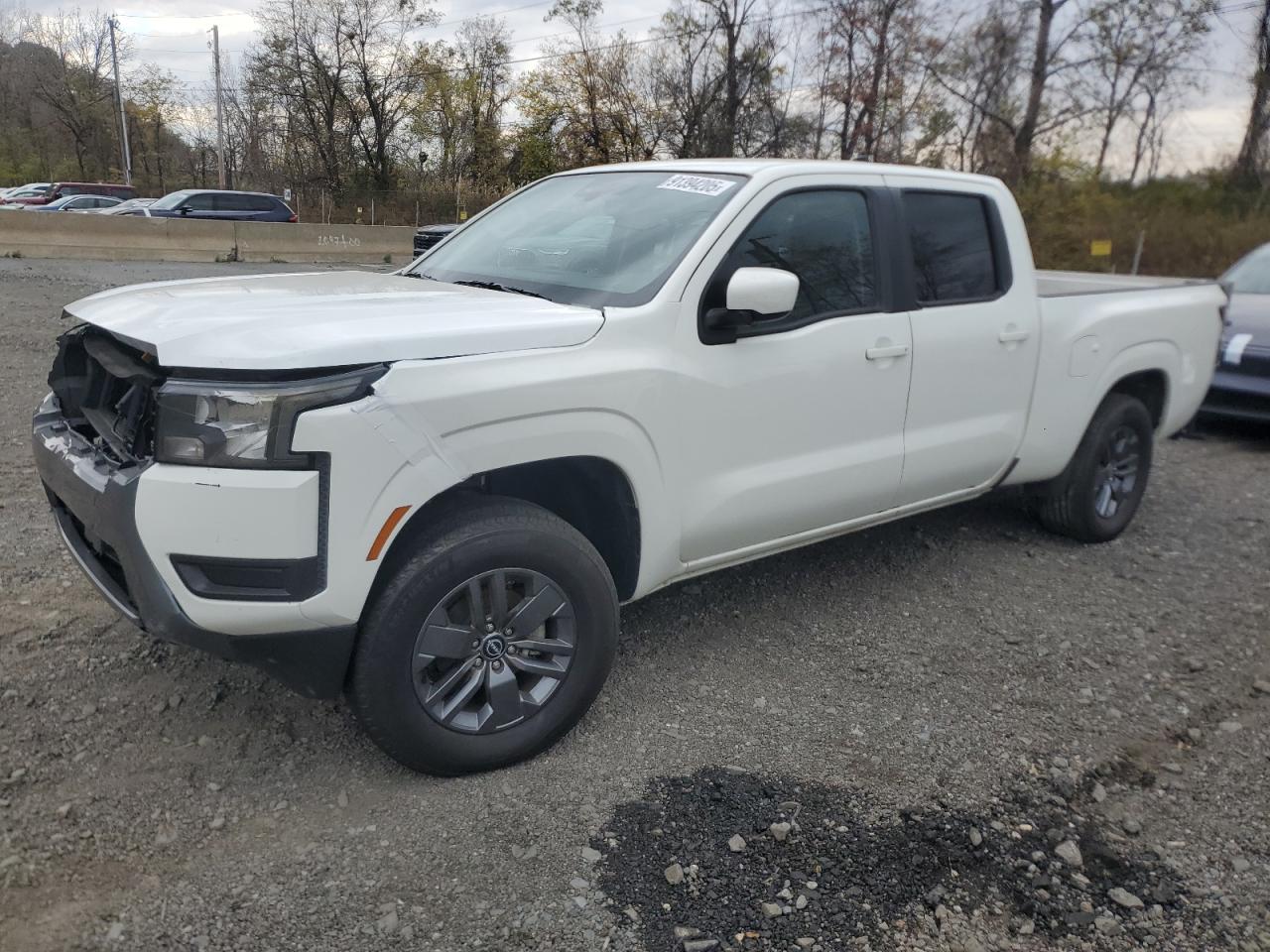 Nissan Frontier Sv Image 1