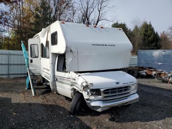  Salvage Winnebago Minnie Win