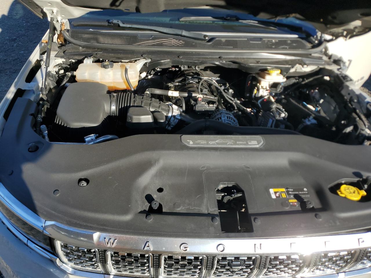 Jeep Grand Wagoneer Series Iii Image 6