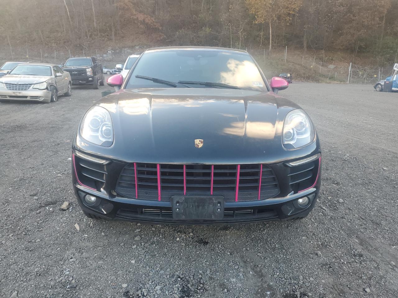 Porsche Macan Image 11