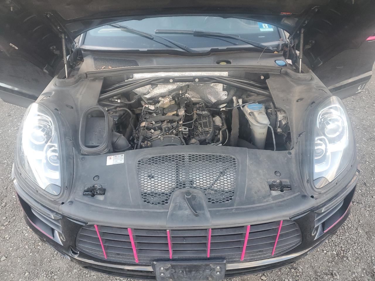 Porsche Macan Image 9