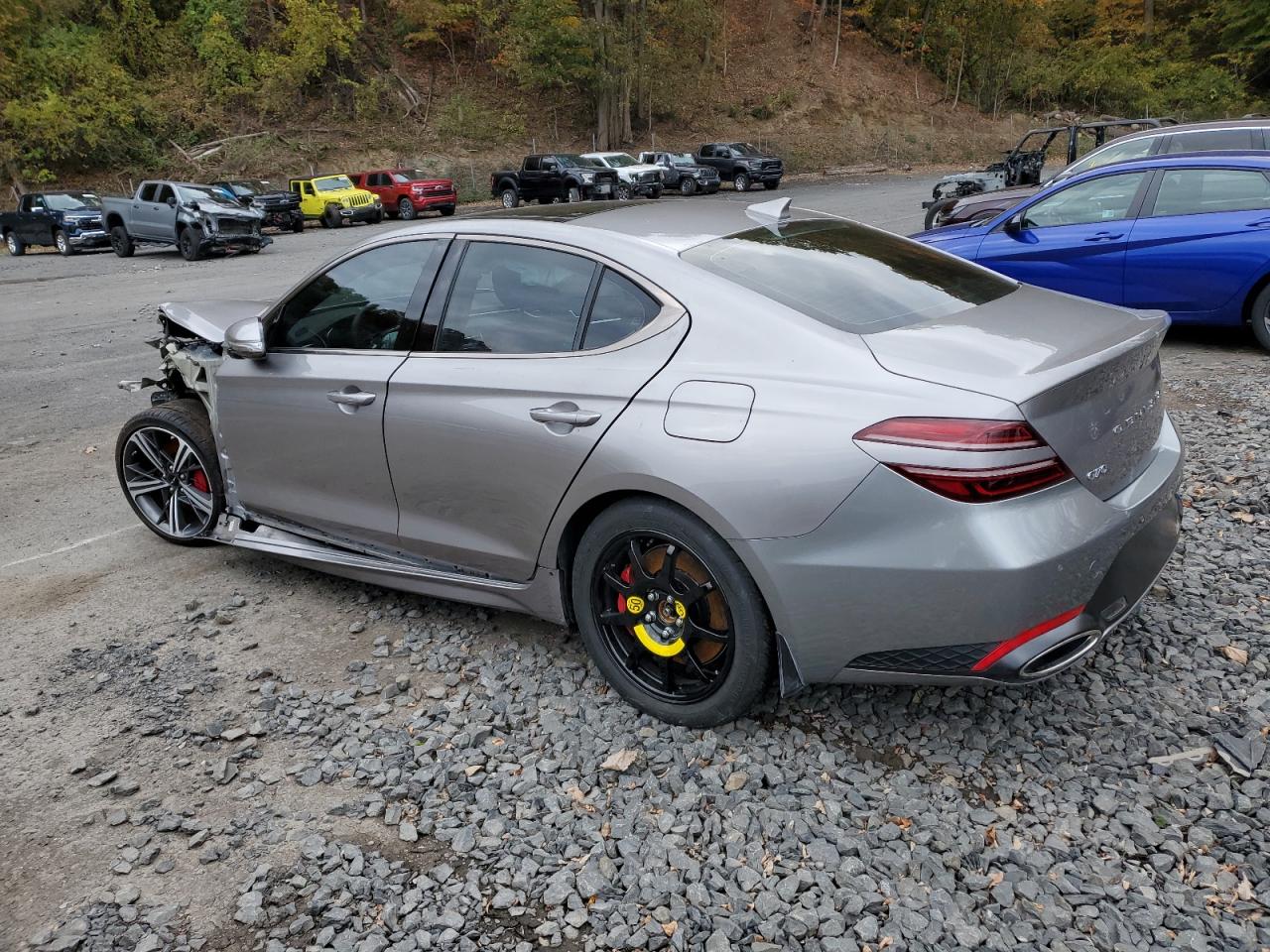 Genesis G70 Base Base Image 2