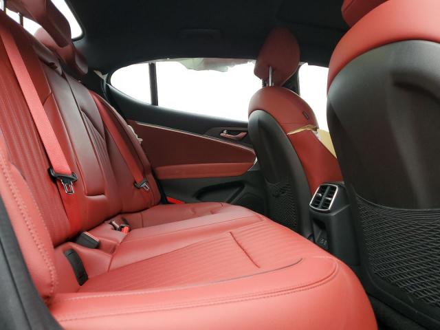 Genesis G70 Base Base Image 9