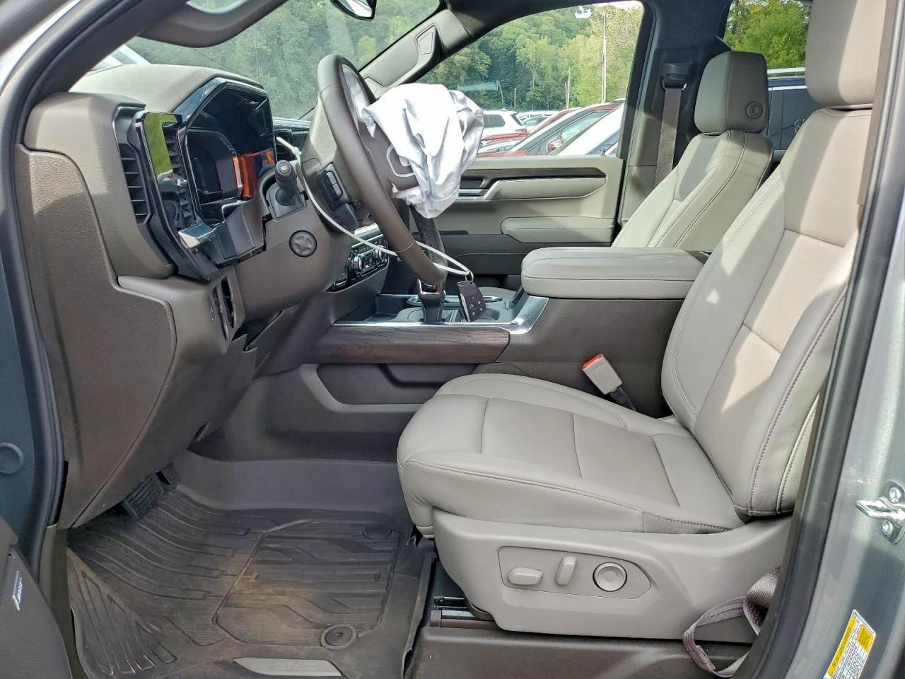 GMC Sierra K1500 Slt Image 3