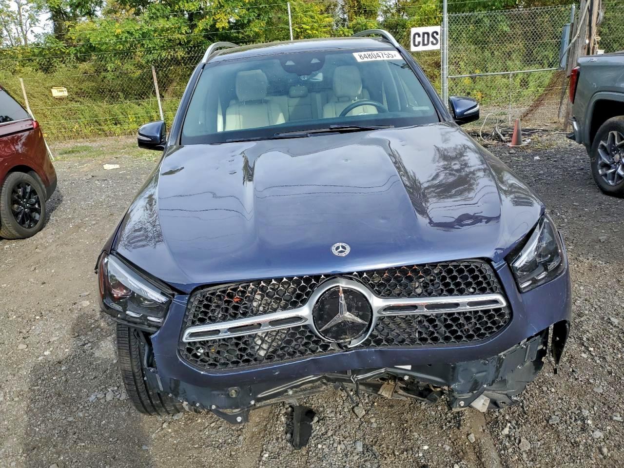 Mercedes-Benz GLE 450e 4matic Image 13