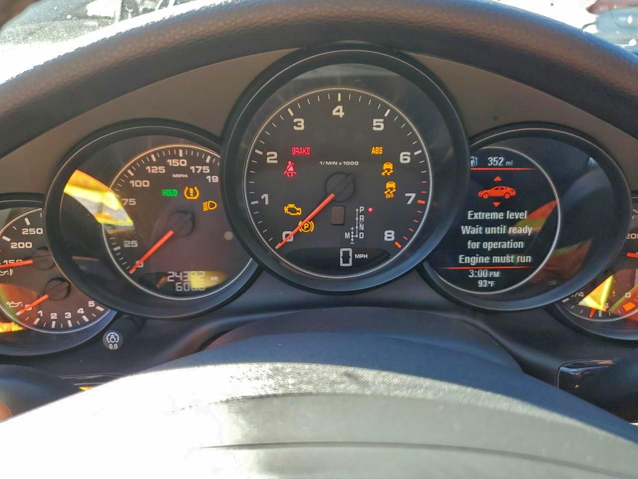 Porsche Panamera 2 Image 5