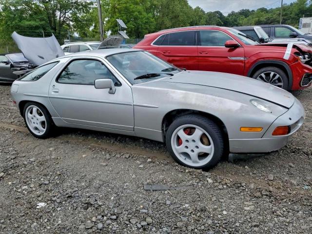 Porsche 928 S-4 Image 10